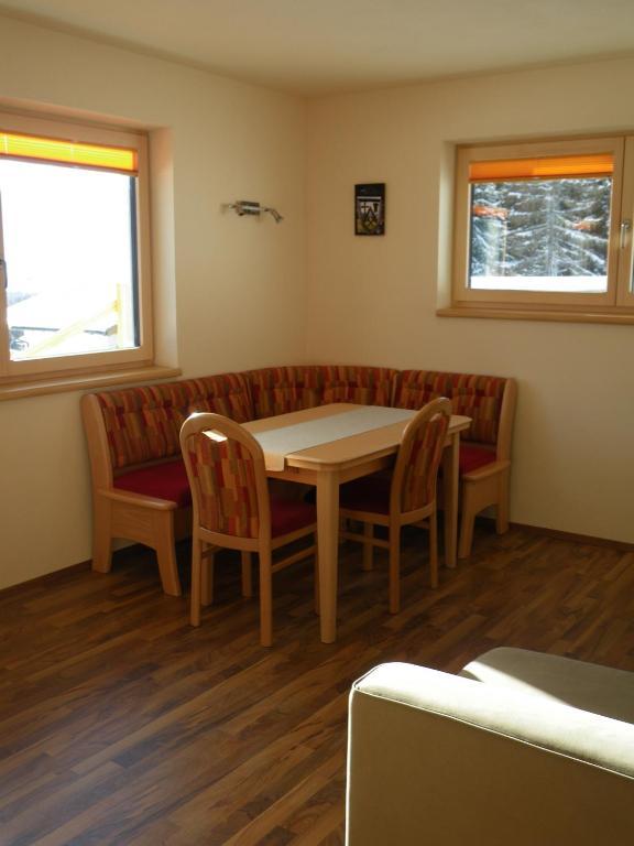 Austrian Alpine Apartments Ramsau am Dachstein Quarto foto