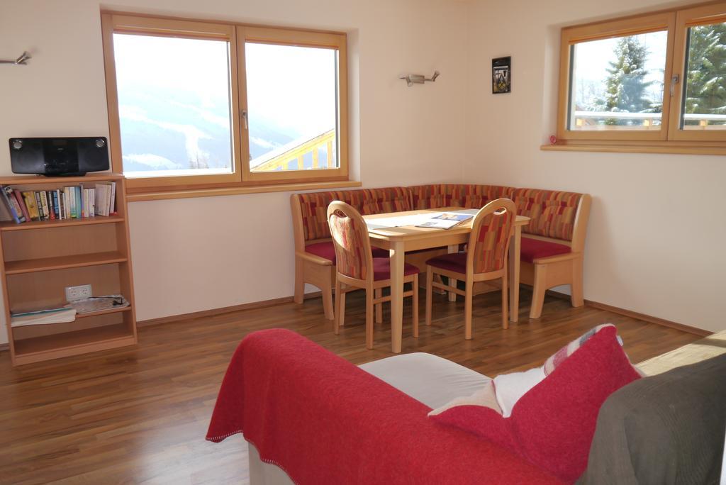 Austrian Alpine Apartments Ramsau am Dachstein Quarto foto